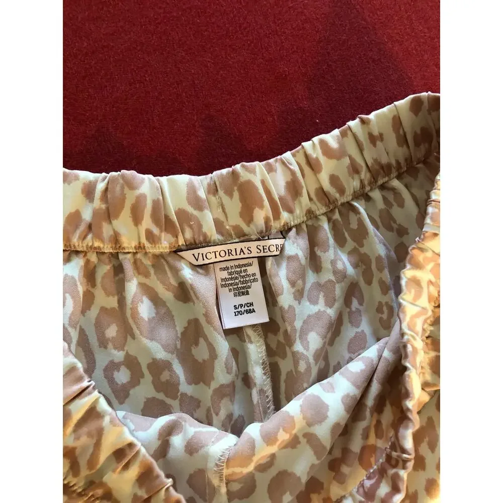 Victoria’s Secret leopard cheetah print comfy cozy lounge pajama sleep shorts